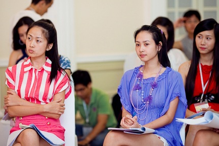 Người đẹp say sưa trong buổi học với “thầy giáo Hollywood” - 7 Người đẹp say sưa trong buổi học với “thầy giáo Hollywood” - 7