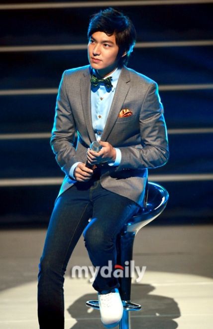 Lee Min Ho rất muốn tìm bạn tâm giao - 2