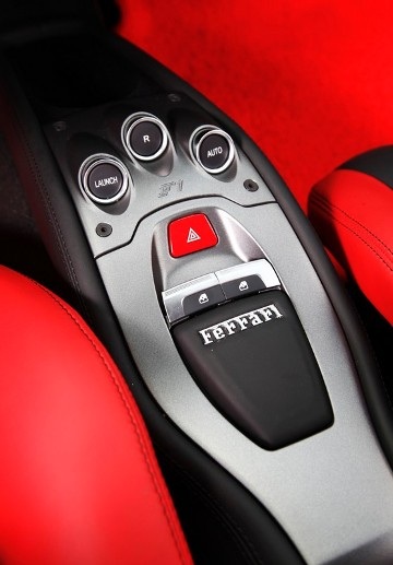Chiêm ngưỡng Ferrari 458 Italia tại Việt Nam - 8 Chiêm ngưỡng Ferrari 458 Italia tại Việt Nam - 8