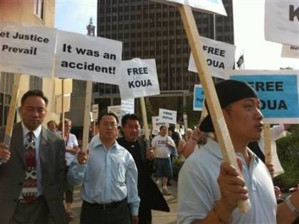 Thoát án tù nhờ sự cố chân ga của Toyota - 2