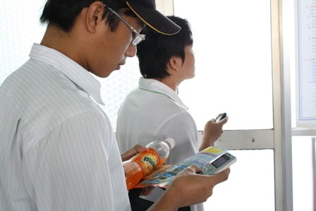 “Anh em nhà VNPT” hứa đền bù do chậm giảm cước - 1 “Anh em nhà VNPT” hứa đền bù do chậm giảm cước - 1