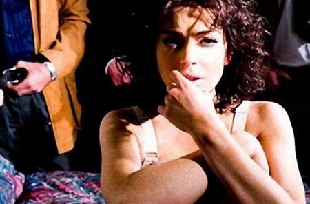 Đi tù nhưng Lindsay Lohan vẫn “phủ sóng” các tạp chí - 4 Đi tù nhưng Lindsay Lohan vẫn “phủ sóng” các tạp chí - 4