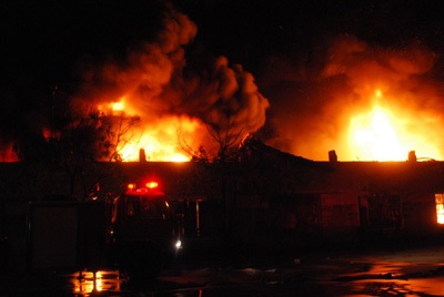 Cháy lớn dữ dội  tại Khu công nghiệp An Đồn - 4