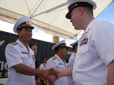 Cận cảnh tàu khu trục Hải quân Hoa Kỳ cập cảng Tiên Sa - 2