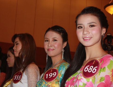Jennifer Phạm làm MC chung kết Hoa hậu thế giới người Việt - 27 Jennifer Phạm làm MC chung kết Hoa hậu thế giới người Việt - 27