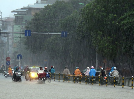 Không “bắn mây” ngăn mưa dịp Đại lễ - 1