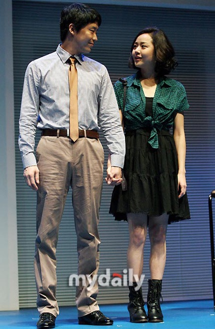 Moon Geun Young tỏa sáng trên sân khấu kịch - 2