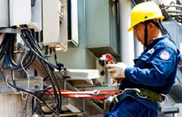 Đề nghị tăng giá điện chưa thuyết phục! - 1