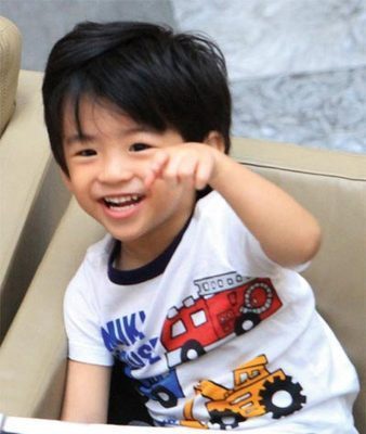 “Cậu cả” nhà Trương Bá Chi ngày một nổi tiếng  - 6