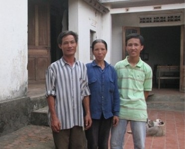 Gặp cậu bé chăn bò đậu thủ khoa ĐH Dược - 1 Gặp cậu bé chăn bò đậu thủ khoa ĐH Dược - 1