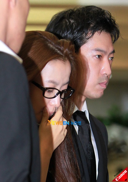 Nhiều ngôi sao tới chia buồn với gia đình Andre Kim - 4