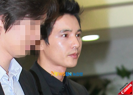 Nhiều ngôi sao tới chia buồn với gia đình Andre Kim - 7