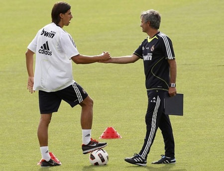 Mourinho trọng dụng tân binh ở cuộc đấu với Bayern - 1 Mourinho trọng dụng tân binh ở cuộc đấu với Bayern - 1