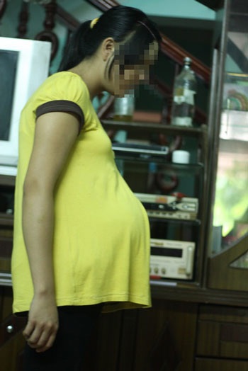 Thực hư chuyện mang thai gần 2 năm chưa đẻ - 1