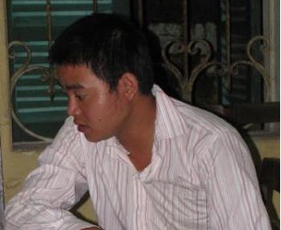 Một phụ nữ nhanh trí lật tẩy gã CSGT rởm - 1 Một phụ nữ nhanh trí lật tẩy gã CSGT rởm - 1