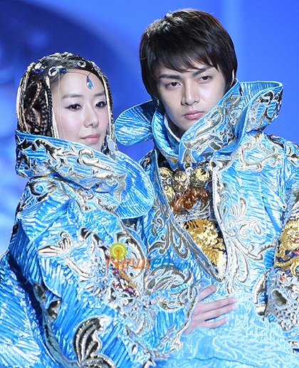 Các sao từng xuất hiện trong show diễn của Andre Kim - 10