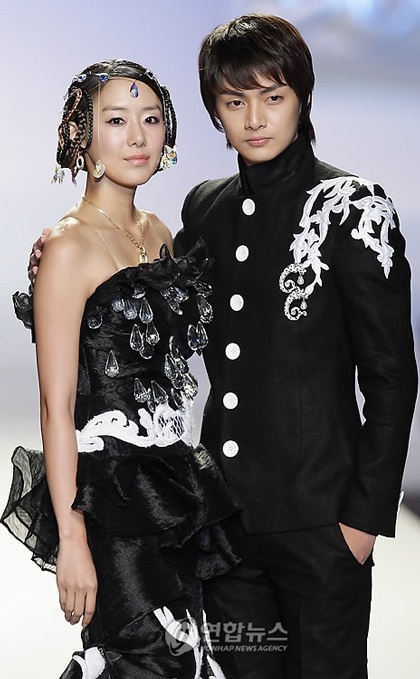 Các sao từng xuất hiện trong show diễn của Andre Kim - 11