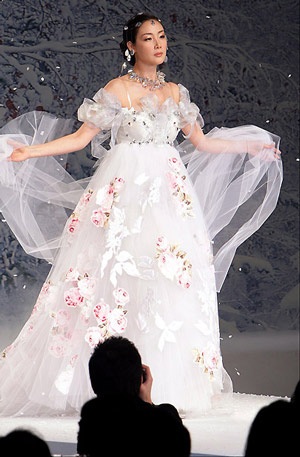 Các sao từng xuất hiện trong show diễn của Andre Kim - 24