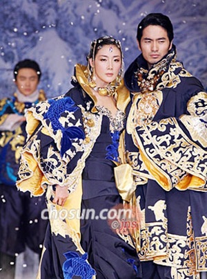 Các sao từng xuất hiện trong show diễn của Andre Kim - 27