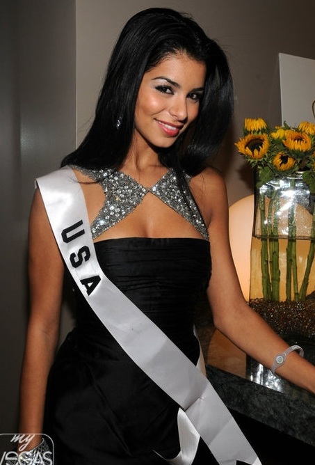 Mỹ nhân vui đùa trong tiệc tối - 39 Mỹ nhân vui đùa trong tiệc tối - 39