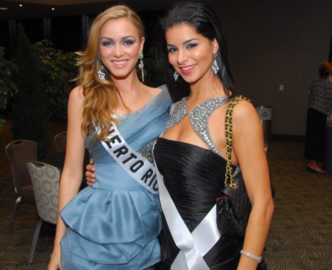 Mỹ nhân vui đùa trong tiệc tối - 8 Mỹ nhân vui đùa trong tiệc tối - 8