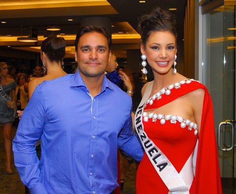 Mỹ nhân vui đùa trong tiệc tối - 10 Mỹ nhân vui đùa trong tiệc tối - 10