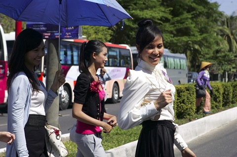 City tour cùng người đẹp - 1 City tour cùng người đẹp - 1