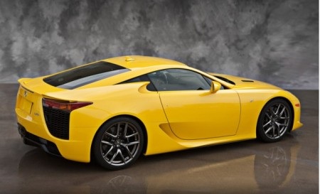 Siêu xe Lexus LF-A có thêm màu vàng - 4 Siêu xe Lexus LF-A có thêm màu vàng - 4