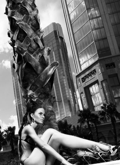 “Đã mắt” với ảnh bikini của người đẹp Hoàn vũ - 36