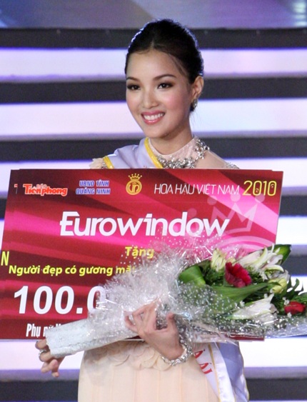 Ngắm gương mặt khả ái nhất cuộc thi HHVN 2010 - 16 Ngắm gương mặt khả ái nhất cuộc thi HHVN 2010 - 16