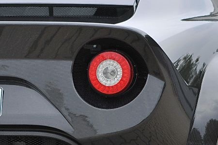 Huyền thoại Stratos trở lại - 7