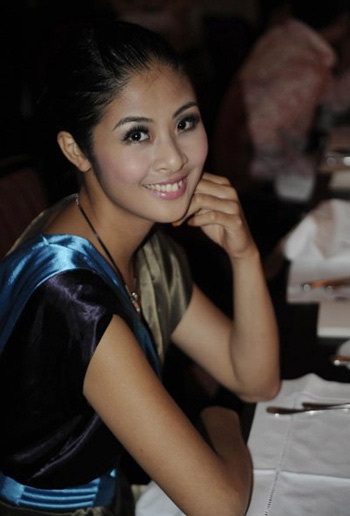 Ảnh cực độc của tân Hoa hậu Ngọc Hân - 9