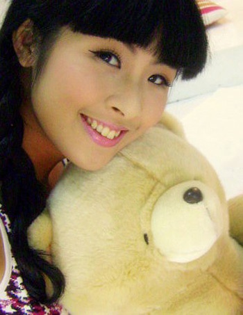 Ảnh cực độc của tân Hoa hậu Ngọc Hân - 3