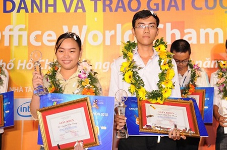 Cô sinh viên Ngân hàng thi tài Excel tại Mỹ - 1