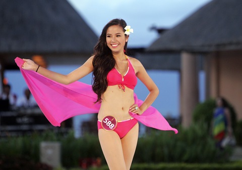 Nguyễn Ngọc Kiều Khanh trình diễn bikini - 5 Nguyễn Ngọc Kiều Khanh trình diễn bikini - 5