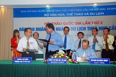 Trường Cao đẳng Công Nghiệp Việt Nam - Hungary xét tuyển NV2, NV3 năm 2010 - 2 Trường Cao đẳng Công Nghiệp Việt Nam - Hungary xét tuyển NV2, NV3 năm 2010 - 2