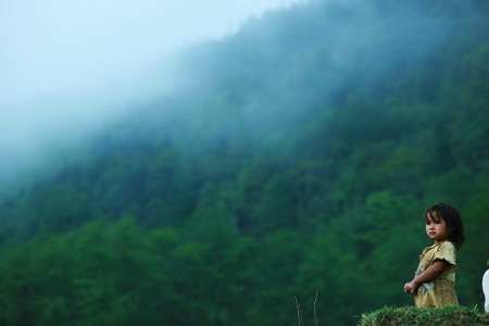 Triển lãm ảnh “Up & Down” và hoạt động đấu giá từ thiện - 15 Triển lãm ảnh “Up & Down” và hoạt động đấu giá từ thiện - 15