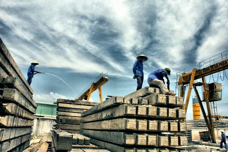 Triển lãm ảnh “Up & Down” và hoạt động đấu giá từ thiện - 19 Triển lãm ảnh “Up & Down” và hoạt động đấu giá từ thiện - 19