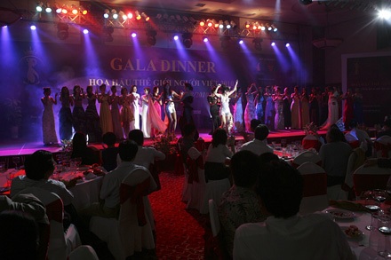 Gala Dinner - đêm hội tụ các hoa hậu - 6 Gala Dinner - đêm hội tụ các hoa hậu - 6