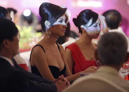 Gala Dinner - đêm hội tụ các hoa hậu - 7 Gala Dinner - đêm hội tụ các hoa hậu - 7