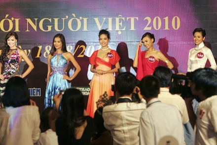 Gala Dinner - đêm hội tụ các hoa hậu - 9 Gala Dinner - đêm hội tụ các hoa hậu - 9