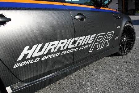 Một BMW M5 “siêu tốc” - 6 Một BMW M5 “siêu tốc” - 6