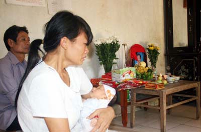 Hoàn cảnh thương tâm của gia đình hai học sinh bị chết đuối - 1