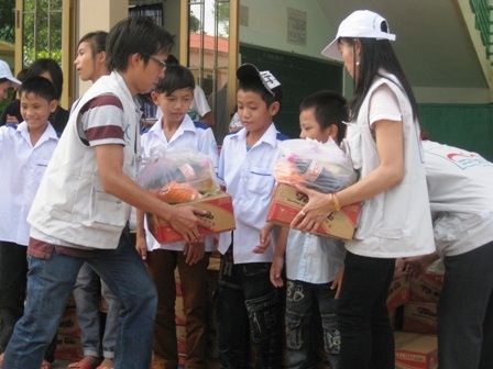 Kết thúc hành trình chia sẻ tình thương  - 4