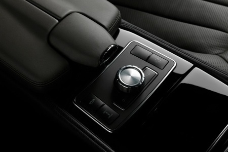 Mercedes-Benz CLS mới - Trẻ trung hơn - 10