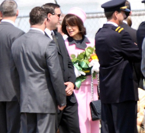Xem Katie Holmes vào vai đệ nhất phu nhân Mỹ - 4 Xem Katie Holmes vào vai đệ nhất phu nhân Mỹ - 4