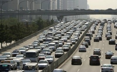 Trung Quốc: Kinh hoàng tắc đường 9 ngày, kéo dài 100km - 3 Trung Quốc: Kinh hoàng tắc đường 9 ngày, kéo dài 100km - 3