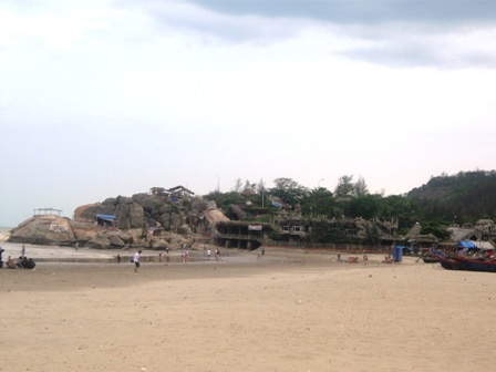 Bão “rình rập”, các địa phương khẩn trương phòng chống - 1