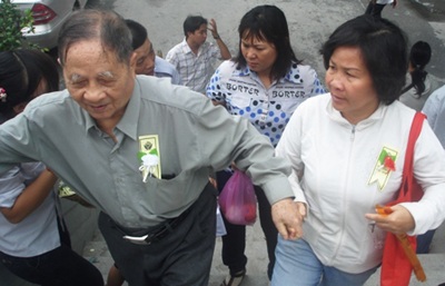 Rưng rưng ngày báo hiếu mẹ cha - 3