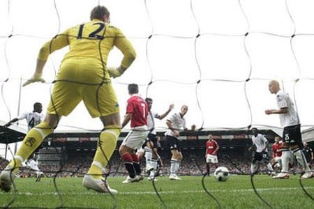 Đội hình tiêu biểu vòng 2 Premier League - 1